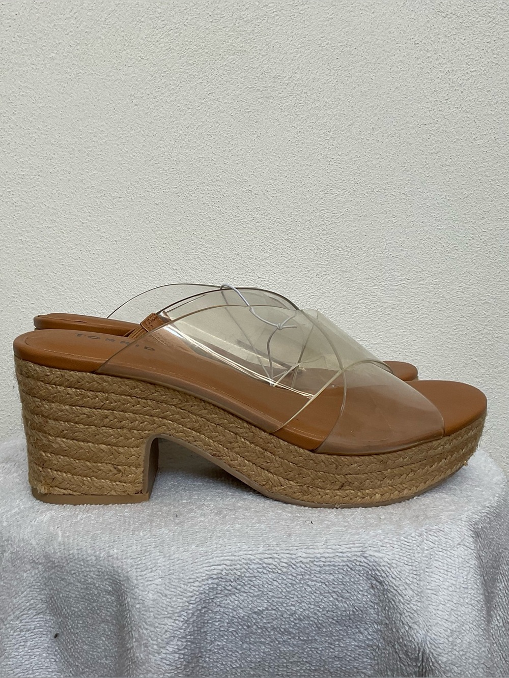 NWT Torrid Criss Cross Wrapped Mule Jute Heel Sandal Size 8WW Wide Summer